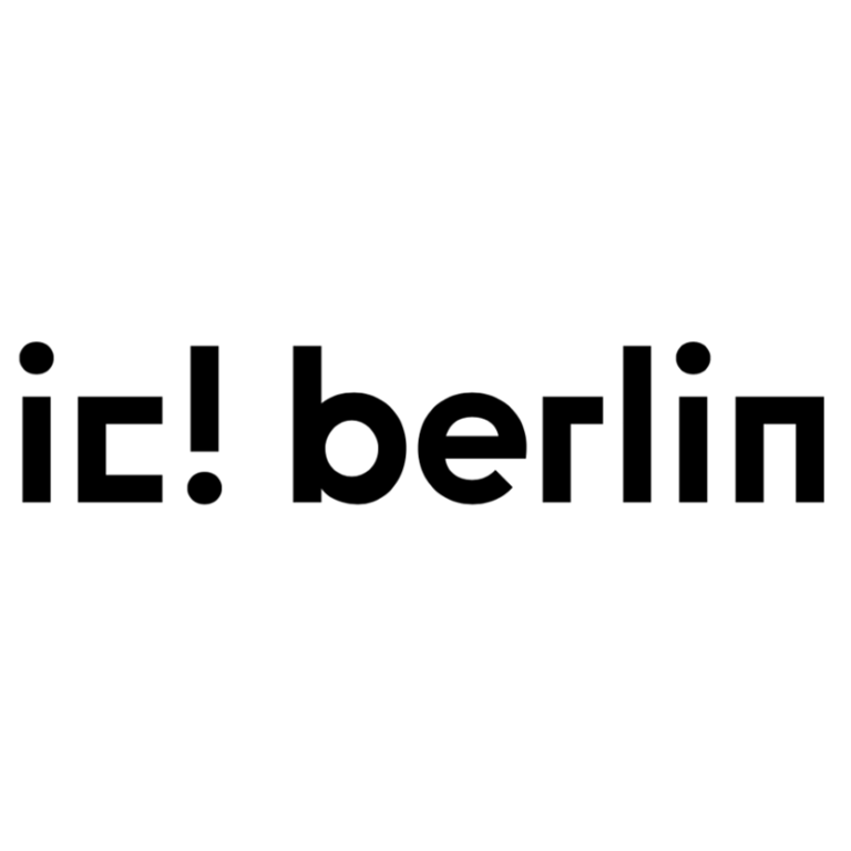 ic! Berlin White Square Thumbnail